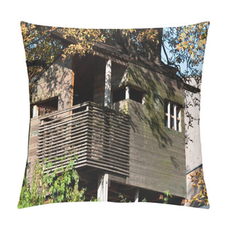 Personality  Treehouse Pillow Covers