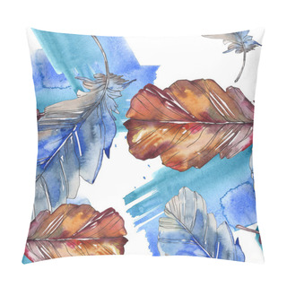 Personality  Bird Feather From Wing Isolated. Watercolor Background Illustration Set. Watercolour Drawing Fashion Aquarelle Isolated. Seamless Background Pattern. Fabric Wallpaper Print Texture. Pillow Covers