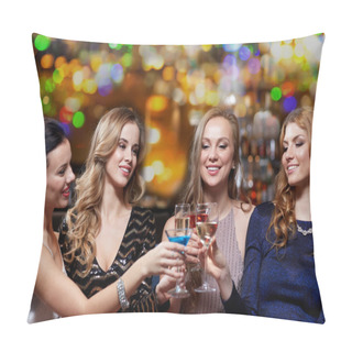 Personality  Happy Women With Drinks At Night Club Pillow Covers