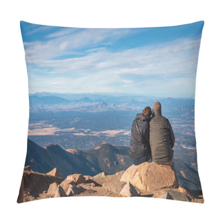 Personality  Couple Sitting On Top Of Pikes Peak, Colorado Pillow Covers
