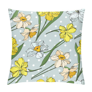 Personality  Vector Narcissus Floral Botanical Flowers. Black And White Engraved Ink Art. Seamless Background Pattern. Pillow Covers
