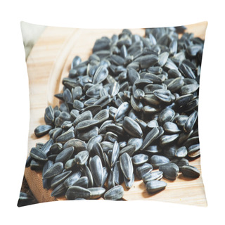 Personality  Sunflower Seeds On A Wooden Background Pillow Covers