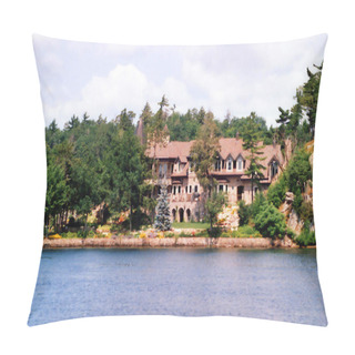 Personality  ALEXANDRIA BAY NEW YORK USA 06 28 2006: Boldt Castle Is A Major Landmark And Tourist Attraction In The Thousand Islands Region Of The U.S. State Of New York Pillow Covers