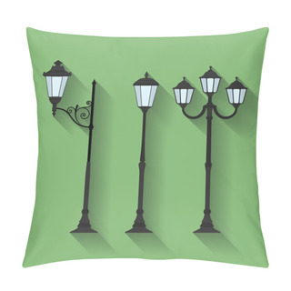 Personality  Icon Set Of Three Streetlights Or Lanterns. Flat Style Pillow Covers