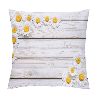 Personality  Corner Frame. Chamomile Flowers On White Wooden Background. Copy Space, Top View, Vintage. Pillow Covers