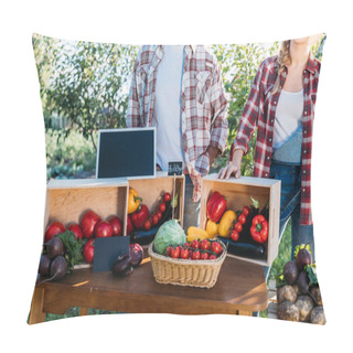 Personality  Farmers Selling Vegetables   Pillow Covers