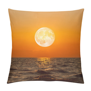 Personality  Full Moon Rising Over Empty Ocean  Pillow Covers