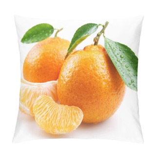 Personality  Tangerine With Segments. Pillow Covers