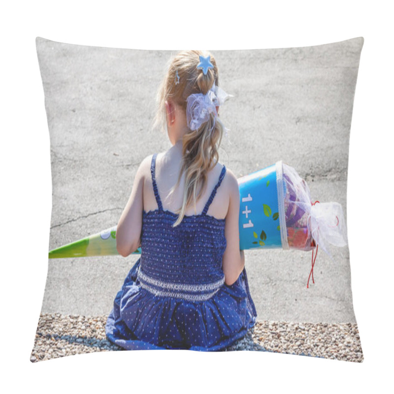 Personality  Little Girl Sitting In Front Of The School Building Holding Her Candy Cone Pillow Covers