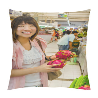 Personality  Asian Tourism Is Choosing Pitaya Fruit In Thailand Open Marke Pillow Covers