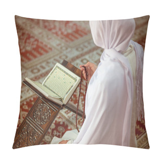 Personality  Young Muslim Woman Praying In Mosque With Quran Pillow Covers