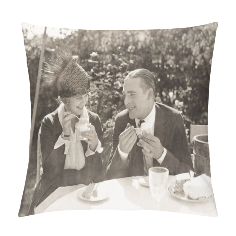 Personality  Couple Having Ice Creams  Pillow Covers