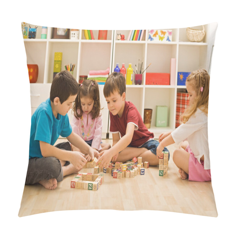 Personality  Children Playing With Blocks Pillow Covers