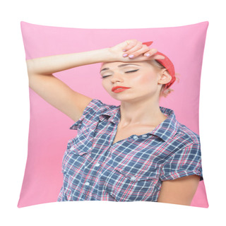 Personality Beautiful Pin Up Girl Isolated On Pink Pillow Covers