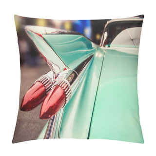 Personality  Luxury Retro Car Driving In Las Vegas Night City Street Pillow Covers