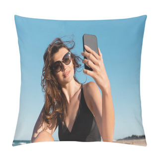 Personality  Young Woman In Swimsuit And Sunglasses Taking Selfie On Smartphone On Beach Pillow Covers