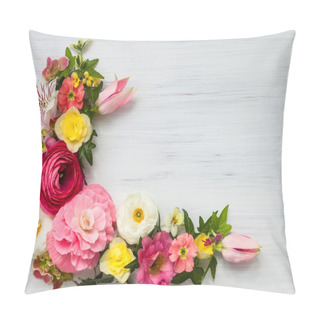 Personality  Flowers Frame On White Pillow Covers