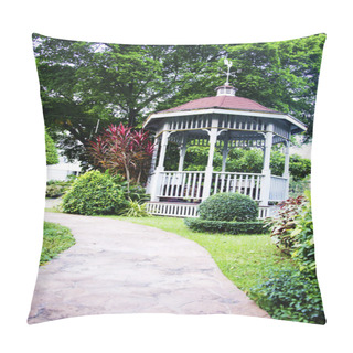 Personality  Pavilion In The Garden Pillow Covers