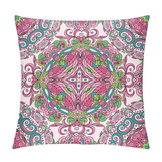 Personality  Seamless Pattern. Vintage Decorative Elements. Hand Drawn Background. Islam, Arabic, Indian, Ottoman Motifs. Pillow Covers