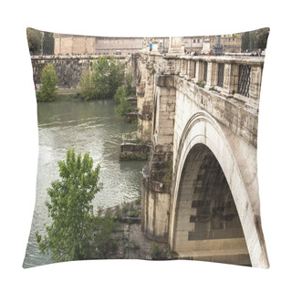 Personality  ROME, ITALY - JUNE 28, 2019: River Tiber And People On Old Bridge Under Cloudy Sky Pillow Covers