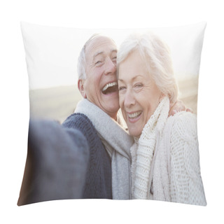 Personality  Senior Couple  Taking Selfie Pillow Covers