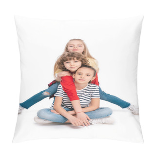 Personality  Group Of Friends Have Fun Pillow Covers