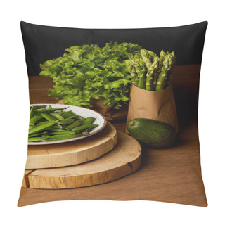 Personality  Healthy Green Vegetables On Wooden Tabletop Pillow Covers