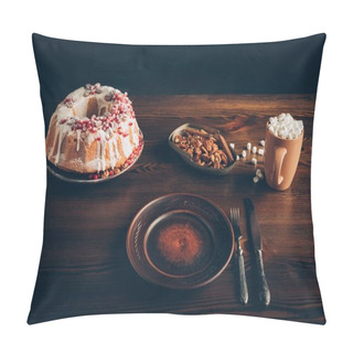 Personality  Tableware And Homemade Christmas Cake Pillow Covers