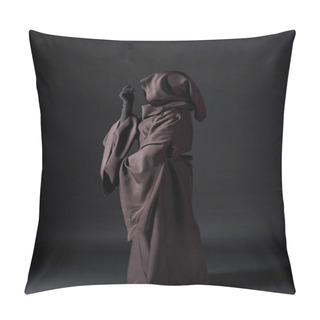 Personality  Side View Of Woman In Death Costume On Black Pillow Covers