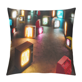 Personality  Vintage Televisions Turned On The Floor. Nobody Around. 3d Render. Concept Of Mass Media And Tv Addiction. Pillow Covers