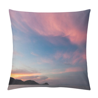 Personality  Beautiful Sunset Seascape Under Pink Cloudy Sky Pillow Covers