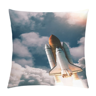 Personality  Spaceship Leaving Earth. Space Craft Taking Off Into Deep Space. Pillow Covers