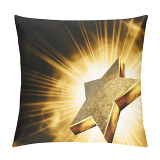 Personality  Gold Star In The Rays Pillow Covers
