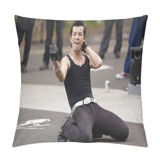 Personality  Rockabilly Japanese Dancer Pillow Covers
