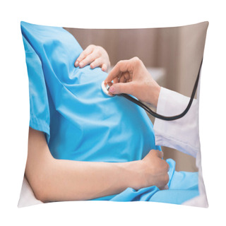 Personality  Doctor Listening Belly Of Pregnant Woman  Pillow Covers