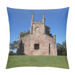 Personality  Cardross Old Parish Church Pillow Covers