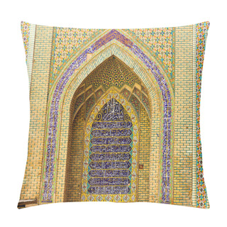 Personality  Colorful Oriental Geometric Design And Pattern Commonly Met In Persian Mosques And Medresses. Isfahan, Shiraz, Teheran, Iran Pillow Covers