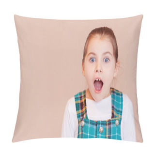 Personality  Girl Gasping At Camera Pillow Covers