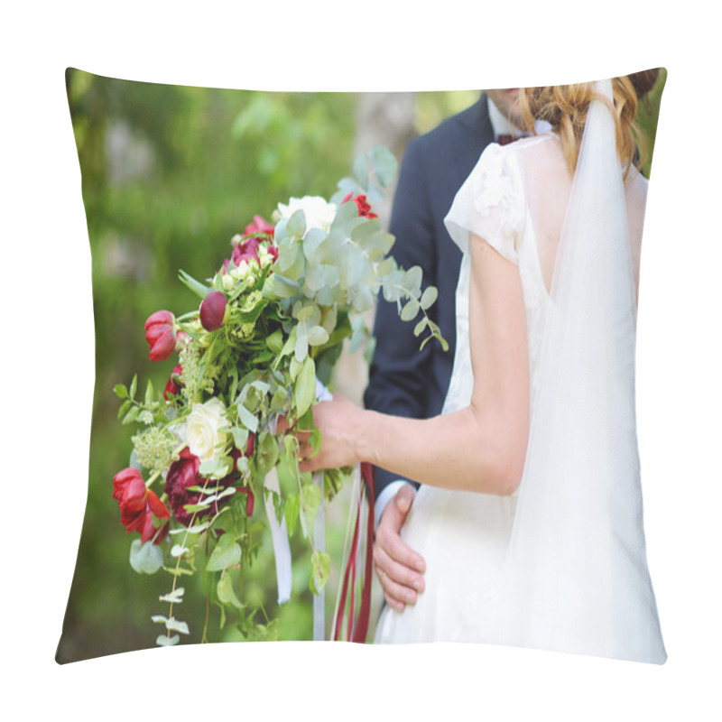 Personality  Bride Holding A Beautiful Wedding Bouquet Pillow Covers
