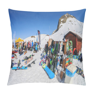 Personality  Sochi, Russia - March 25, 2014: Quiksilver NewStar Camp Is Winter Mountain Sports And Entertainment Hangout For Skiers And Snowboarders. Many People Chill Out Relaxing Apres Ski On Snow On Sunny Day Pillow Covers