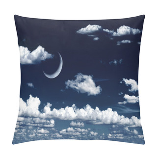 Personality  Crescent Moon In Dreamy Night Sky And Clouds Pillow Covers