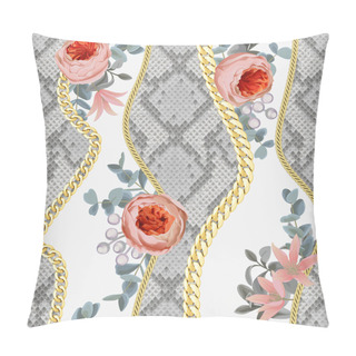 Personality  Golden Chains Stripe Seamless Pattern With Flowers And Snake Print. Pillow Covers