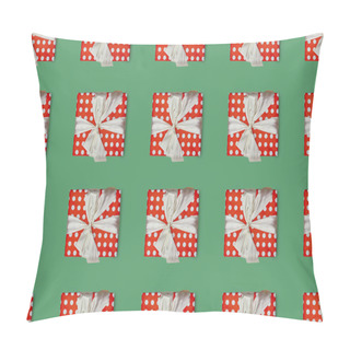 Personality  Christmas Seamless Background With Gift Boxes With Polka Dots And Bows Pillow Covers