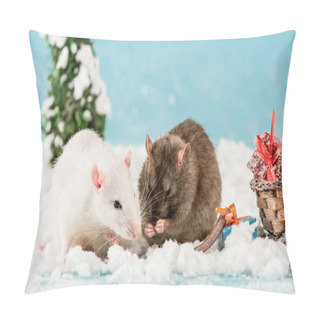 Personality  Cute Rats And Wicker Sled With Gift Boxes In New Year  Pillow Covers