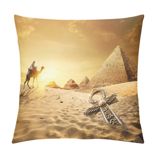 Personality  Pyramids And Ankh Cross Pillow Covers