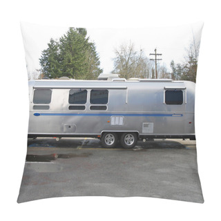 Personality  Silver Jetstream Fifth Wheel Trailer Pillow Covers