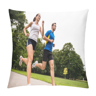Personality  Jogging Together - Sport Young Couple Pillow Covers