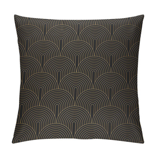Personality  Art Deco Pattern. Seamless White And Gold Background Pillow Covers