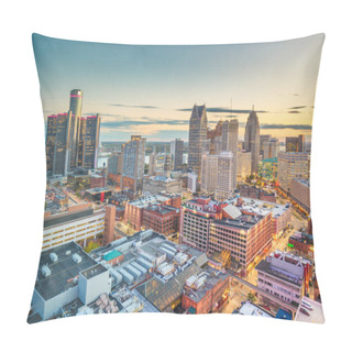 Personality  Detroit, Michigan, USA Downtown Skyline From Above At Dusk. Pillow Covers