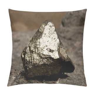 Personality  Chalcopyrite Sulfide Crystal - Copper Ore Pillow Covers